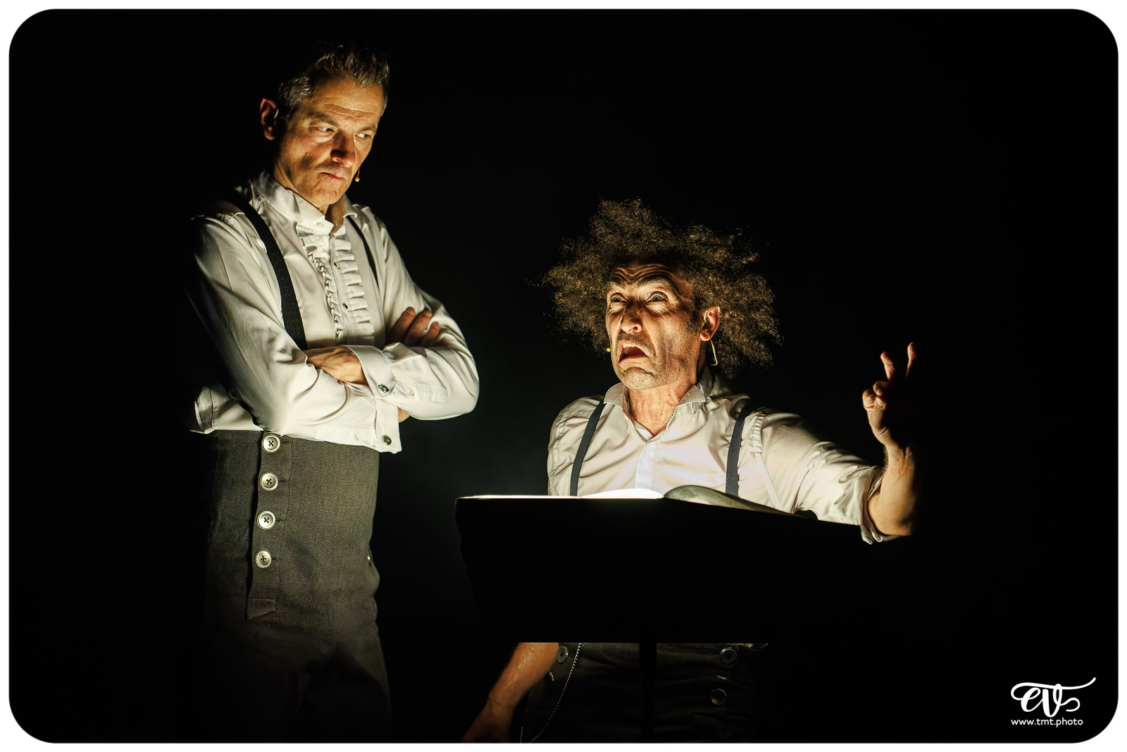 LA CLAQUE (FRED RADIX)